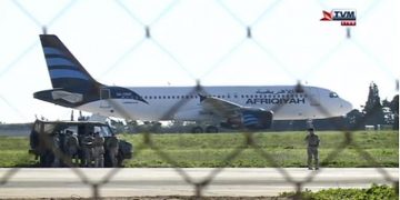 Dirottamento aereo su Malta, aereo dirottato, dirottatori