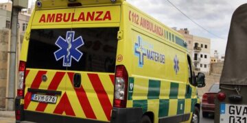 ambulanza emergenza soccorso strade