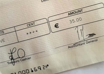 Caro-vita: iniziata la distribuzione di 35 euro a famiglia per compensare aumenti pane e latte