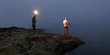 Neil Agius è partito e sta tentando la traversata Sicilia-Malta a nuoto!