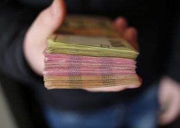soldi riciclaggio antiriciclaggio sporchi euro