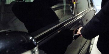 Notte agitata a Ghaxaq: arrestato un somalo di 22 anni che rubava nelle auto