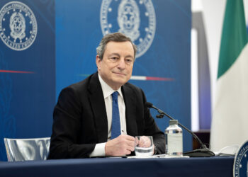 Italiani virtuosi: Mario Draghi, il sobrio premier che guida il Paese gratis