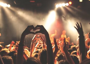 Eventi, la rabbia degli imprenditori: «No allo stop, dal primo luglio vogliamo i concerti e le discoteche aperte»