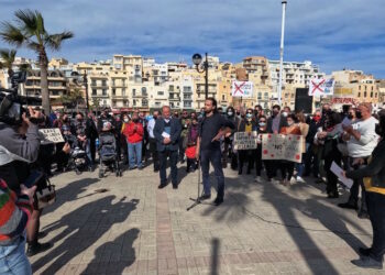Porto turistico a Marsascala: residenti e attivisti presentano una mozione al Governo per lo stop al progetto