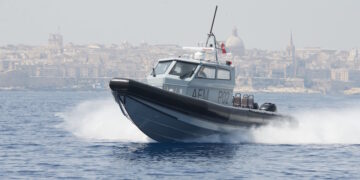 Cadavere in avanzato stato di decomposizione rinvenuto al largo di Gharb