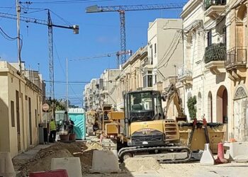 Main Street di Mosta durante i lavori@Maltese Roads Traffic Updates