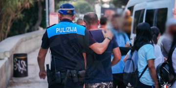 lotta all'immigrazione clandestina