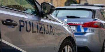 Due ragazzine di 12 e 15 anni accoltellate a Marsa; fermato un uomo di 43 anni