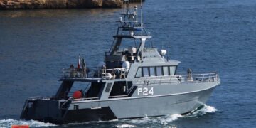 Kayak in difficoltà a Wied iz-Zurrieq, due persone tratte in salvo dalle Forze Armate maltesi
