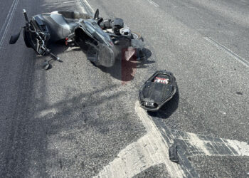 Perde il controllo della moto e cade sull’asfalto: 27enne gravemente ferito