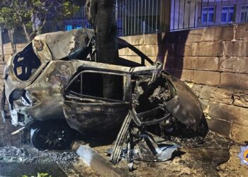 Schianto nella notte e auto in fiamme a Tarxien, grave un trentenne