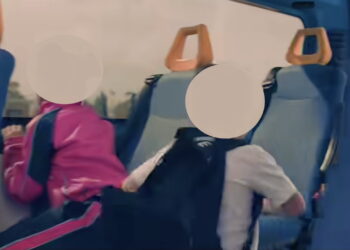 Scuola prende le distanze dallo spot del Partito Laburista: «Uso non autorizzato della nostra uniforme»