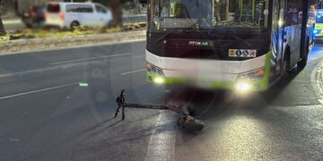 Monopattino contro autobus a Floriana, ferito un 12enne. Grave anche un motociclista a Tarxien