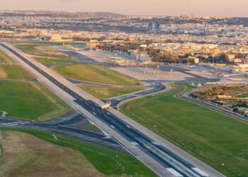 Svolta green per il Malta International Airport: maxi piano da 12,5 milioni per ridurre le emissioni