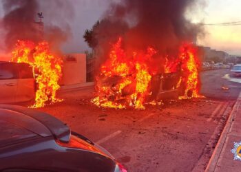 Due veicoli distrutti dalle fiamme a Zebbug, danneggiata anche una terza auto