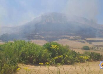Incendio nelle campagne di Victoria, a fuoco un’area di Ta’ Gelmus