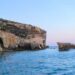 Tragedia a Comino: crolla un arco di roccia su una moto d’acqua, muore un turista di 26 anni