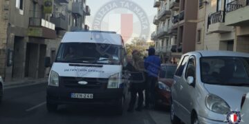 Controlli su autobus e spazi pubblici: fermati 34 immigrati irregolari