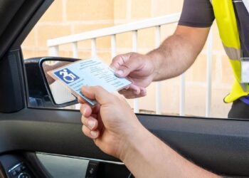 blue badge, pass disabili, cartellino di invalidità